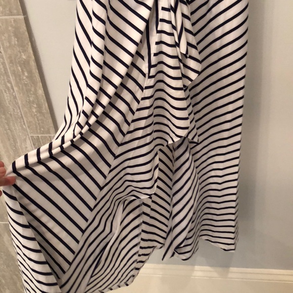 New! Drawstring high/low dress - Picture 3 of 4